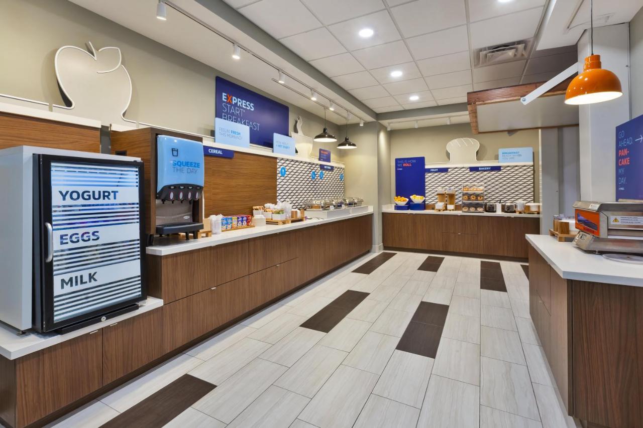 Holiday Inn Express & Suites - Milan - Sandusky Area By Ihg Zewnętrze zdjęcie